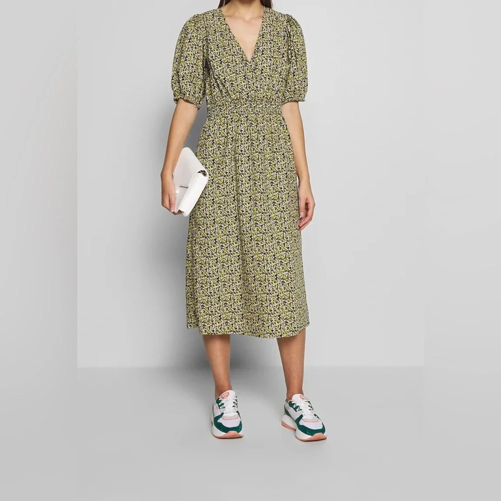 JUST Female Dove Midi Dress Black Yellow Floral Print M